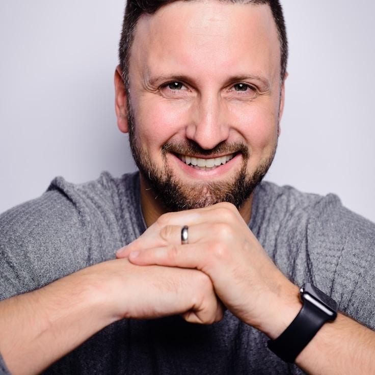 Portrait of Mira Solano, group coordinator and fusion cooking expert